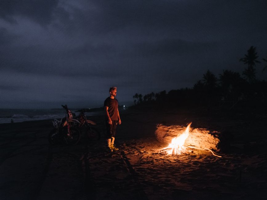 The Etiquette of Beach Campfires and Why It Matters