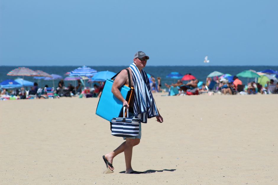 What to Bring to the Beach and What to Leave at Home